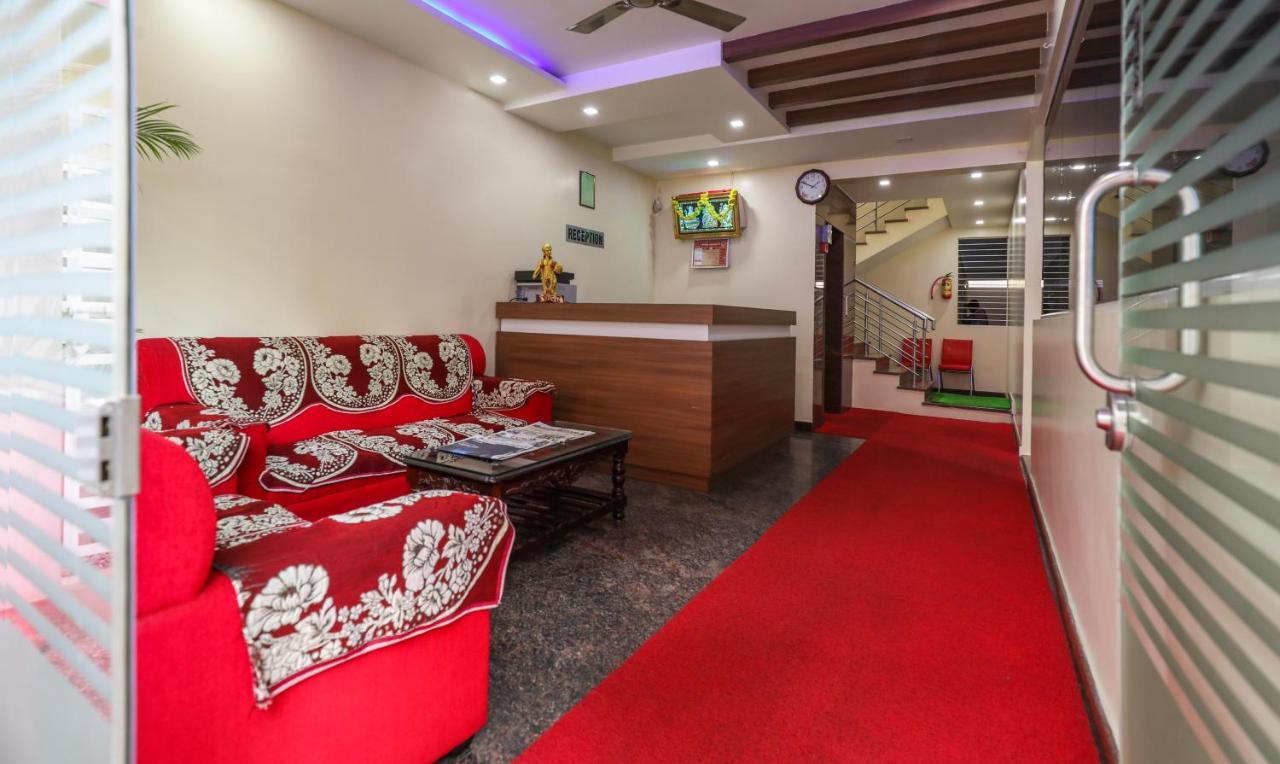 Treebo Trip Kapil Royalista Hotell Ludhiana Eksteriør bilde
